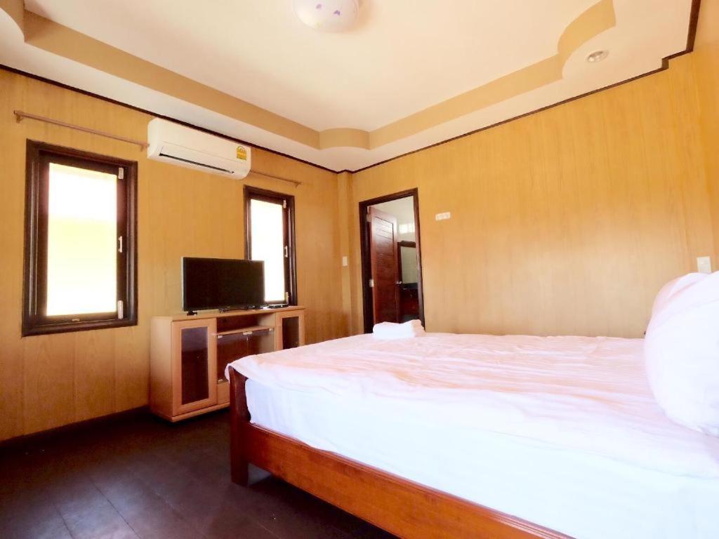 Prakaithong Hotel Amphoe Sawang Daen Din Ngoại thất bức ảnh