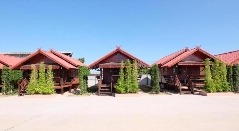 Prakaithong Hotel Amphoe Sawang Daen Din Ngoại thất bức ảnh