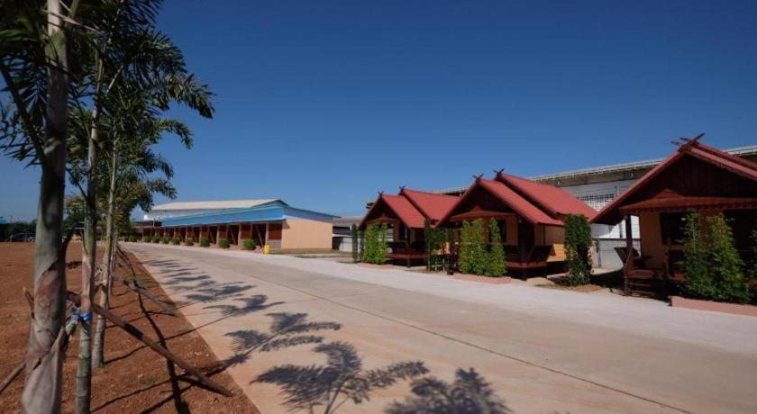 Prakaithong Hotel Amphoe Sawang Daen Din Ngoại thất bức ảnh